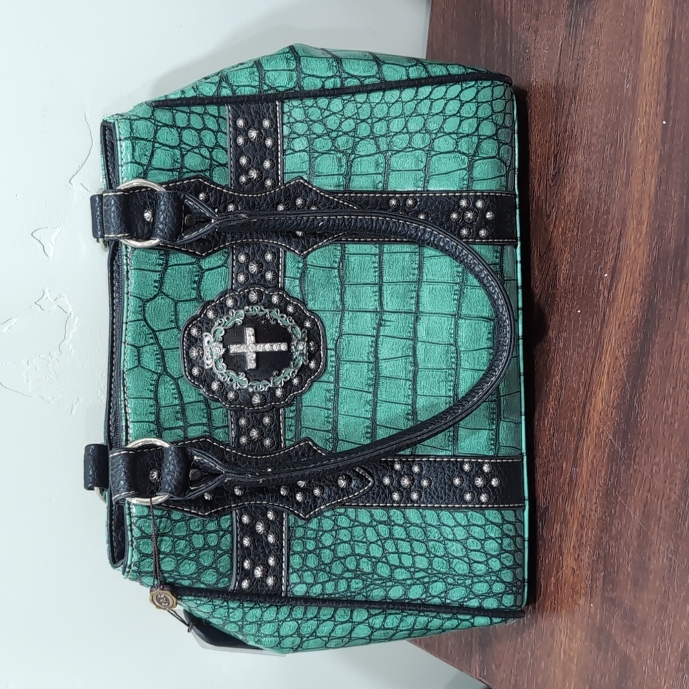 A P&G western purse